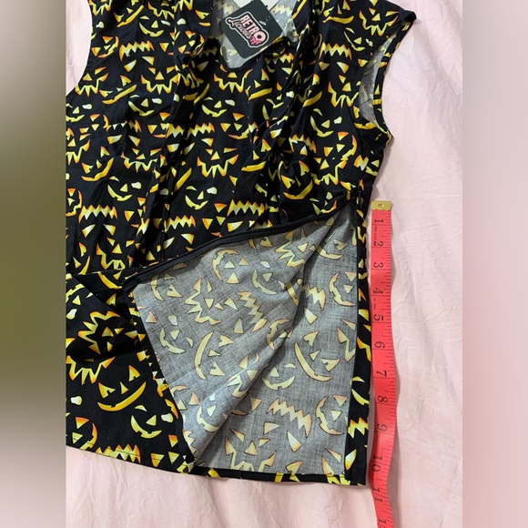 Halloween Retrolicious Bow Top - Picture 8 of 12